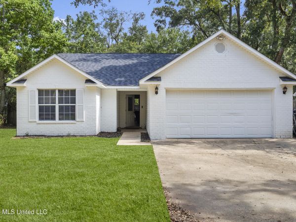 8820 Mermaid Avenue, Ocean Springs, MS 39564