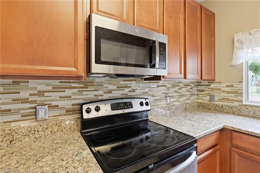 3818 Clearbrook Ln, Fort Myers, FL 33966 Photo