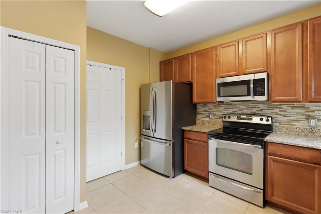 3818 Clearbrook Ln, Fort Myers, FL 33966 Photo