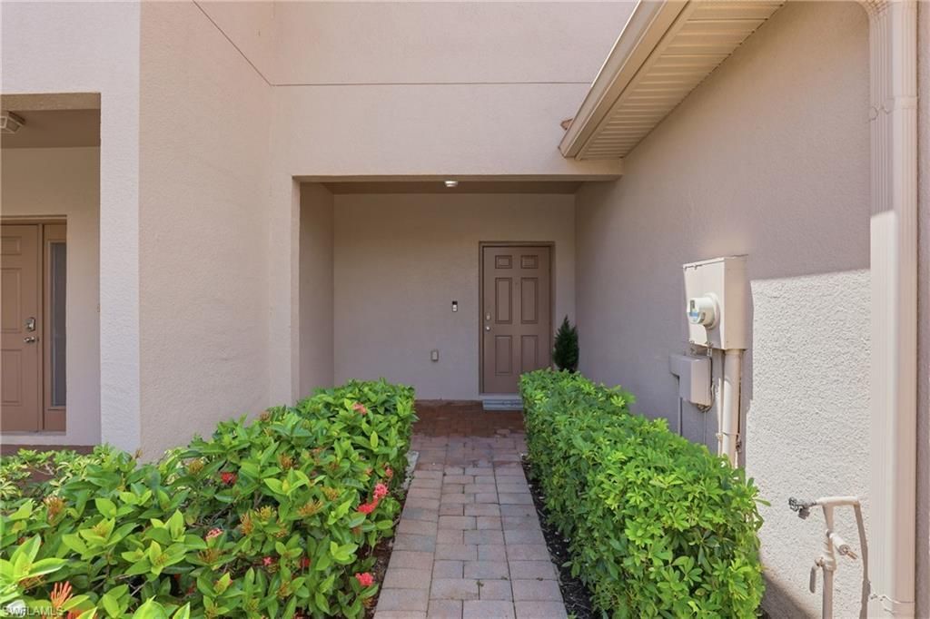 3818 Clearbrook Ln, Fort Myers, FL 33966 Photo