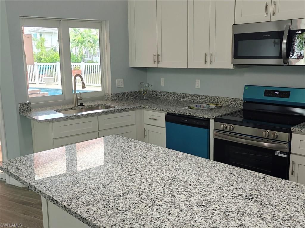 2105 SW 53rd Ter, Cape Coral, FL 33914 Photo