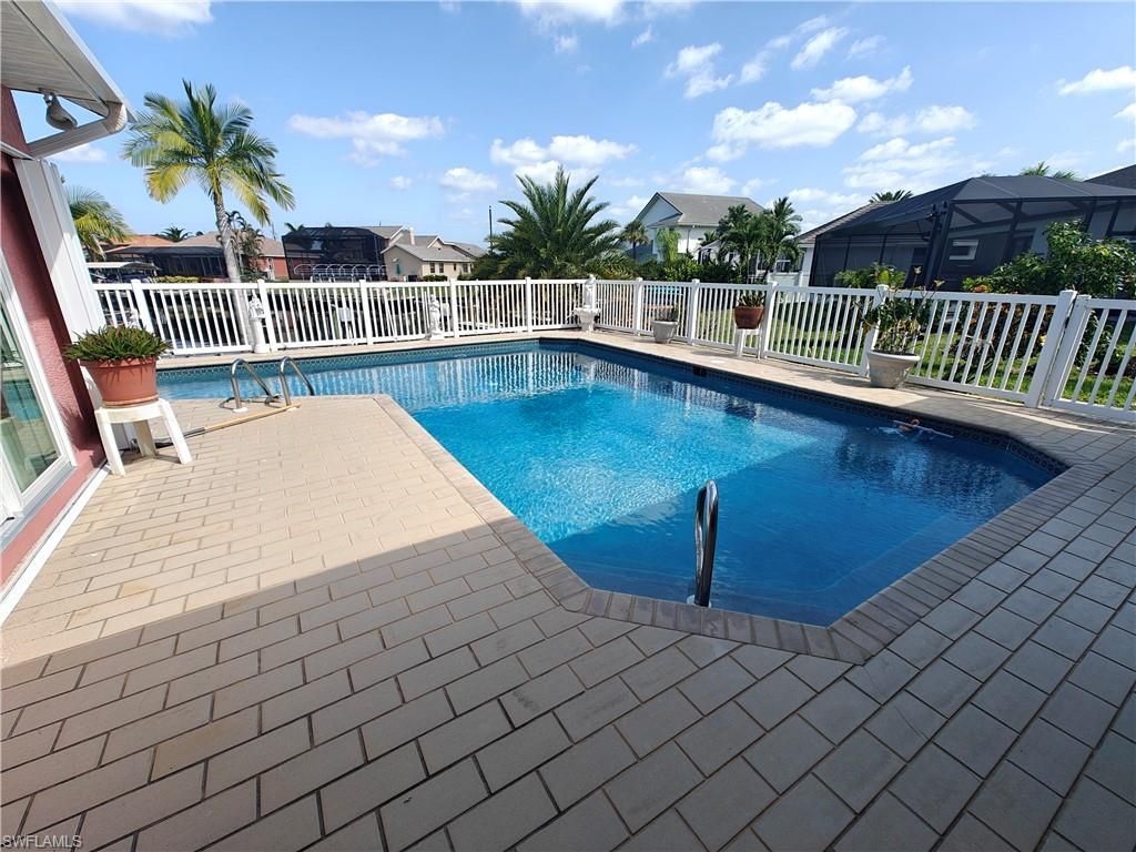 2105 SW 53rd Ter, Cape Coral, FL 33914 Photo