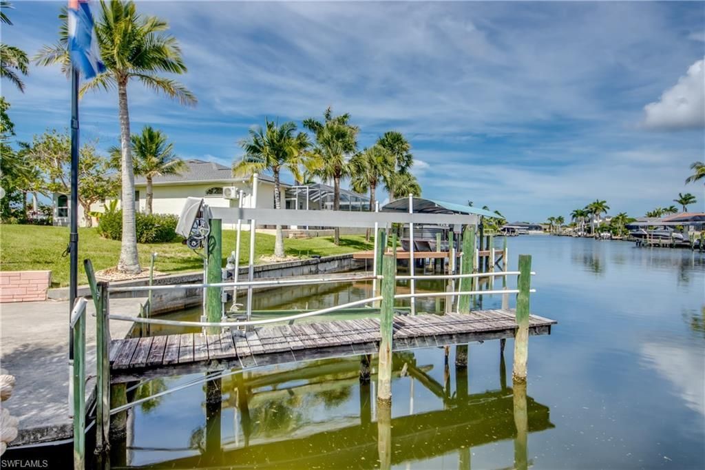 2105 SW 53rd Ter, Cape Coral, FL 33914 Photo