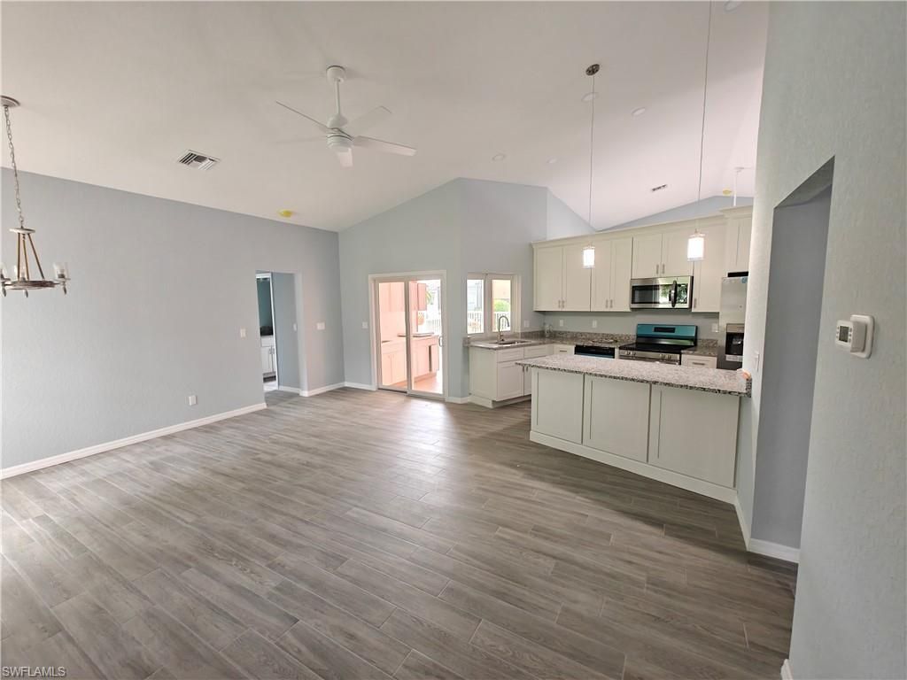 2105 SW 53rd Ter, Cape Coral, FL 33914 Photo