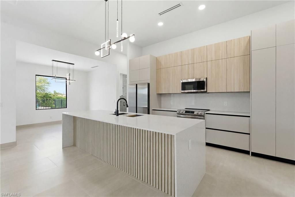 1232 Hancock Bridge Pkwy , Cape Coral, FL 33990 Photo