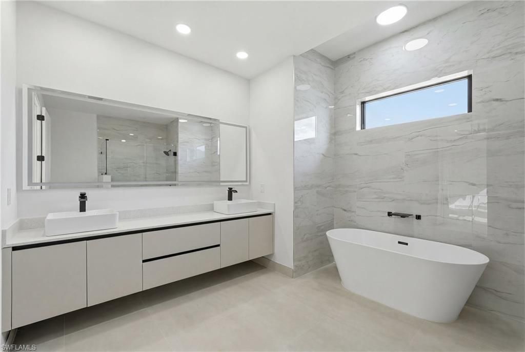 1232 Hancock Bridge Pkwy , Cape Coral, FL 33990 Photo
