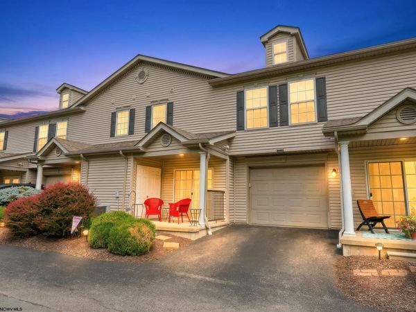 78 Barrington Court, Bridgeport, WV 26330
