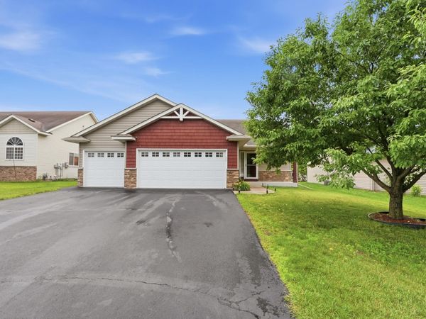 182 Ardennes Avenue NE, Shakopee, MN 55379