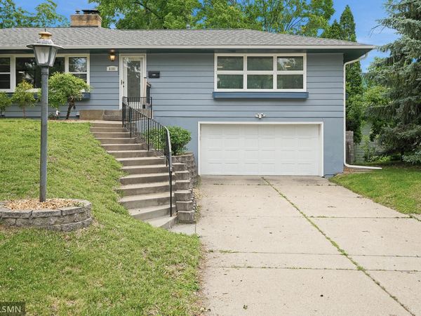 3101 Armour Terrace, Saint Anthony, MN 55418