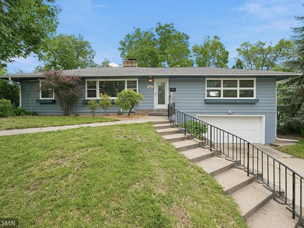 3101 Armour Terrace, Saint Anthony, MN 55418