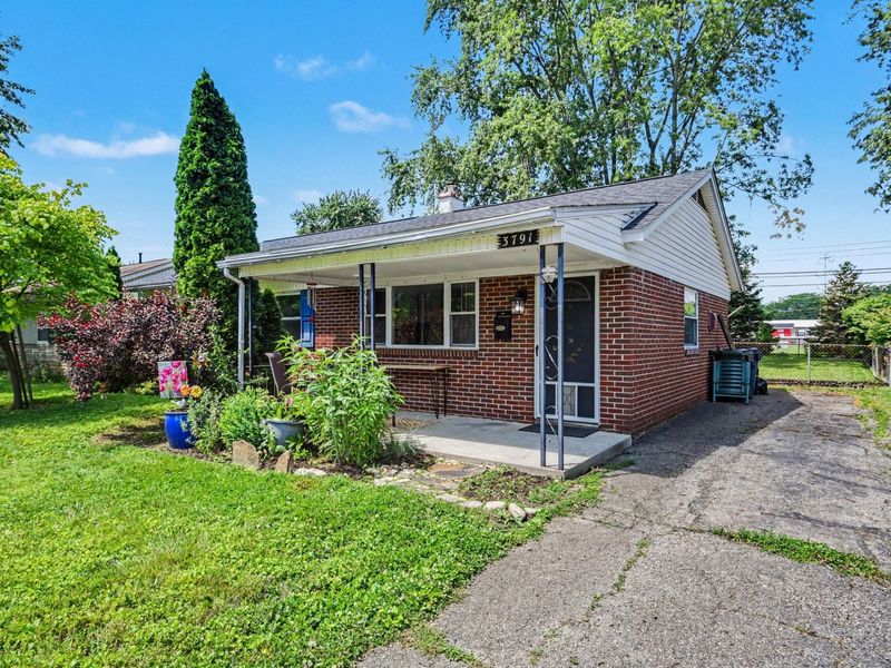 3791 Westbrook Drive, Hilliard, OH 43026 Photo 2