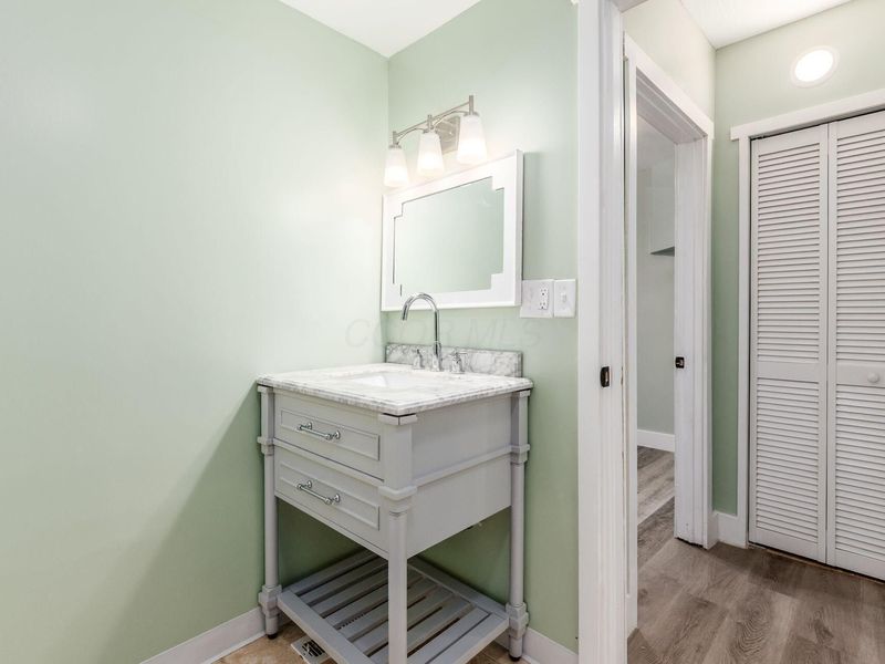 2051 Briarwood Avenue, Columbus, OH 43211 Photo 18