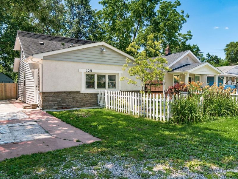 2051 Briarwood Avenue, Columbus, OH 43211 Photo 2