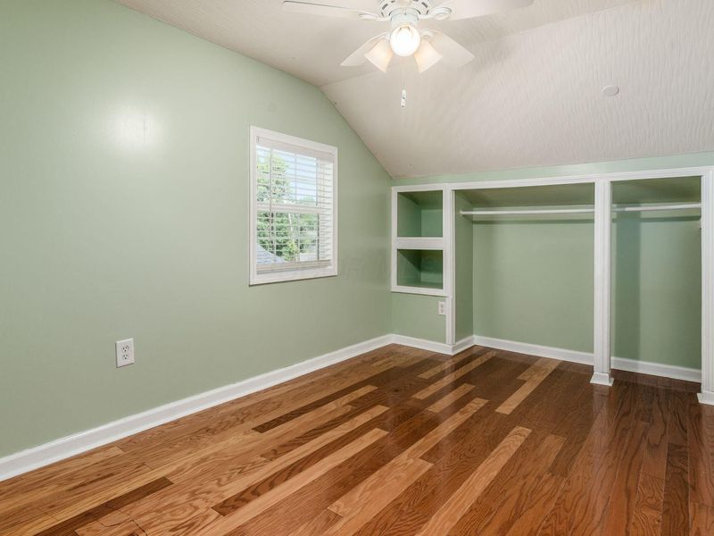 2051 Briarwood Avenue, Columbus, OH 43211 Photo 30