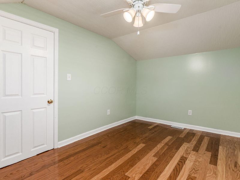 2051 Briarwood Avenue, Columbus, OH 43211 Photo 31