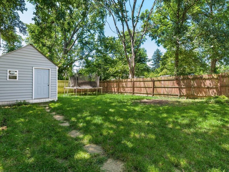 2051 Briarwood Avenue, Columbus, OH 43211 Photo 33