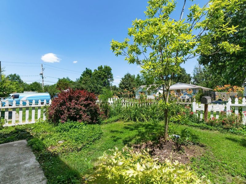 2051 Briarwood Avenue, Columbus, OH 43211 Photo 39