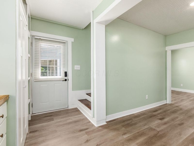2051 Briarwood Avenue, Columbus, OH 43211 Photo 6