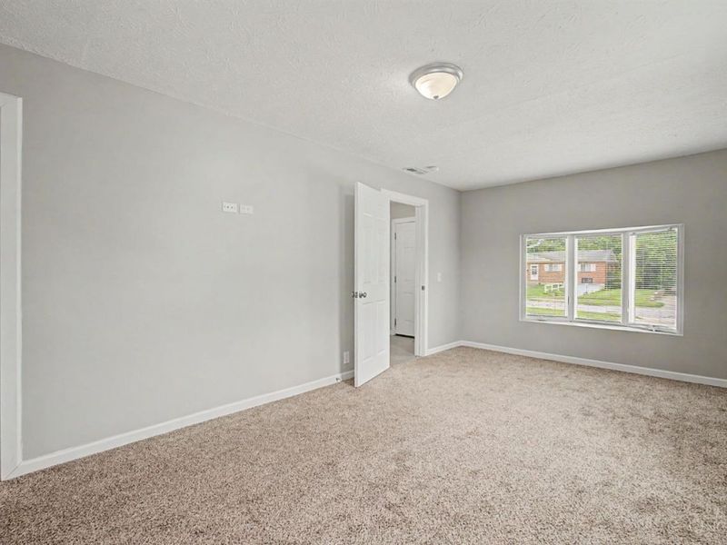 6728 Pecos Drive, Newtown, OH 45244 Photo 11