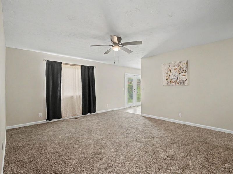 6728 Pecos Drive, Newtown, OH 45244 Photo 15