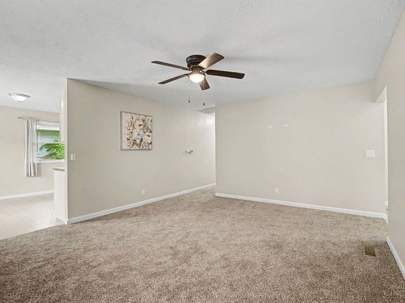 6728 Pecos Drive, Newtown, OH 45244 Photo 16