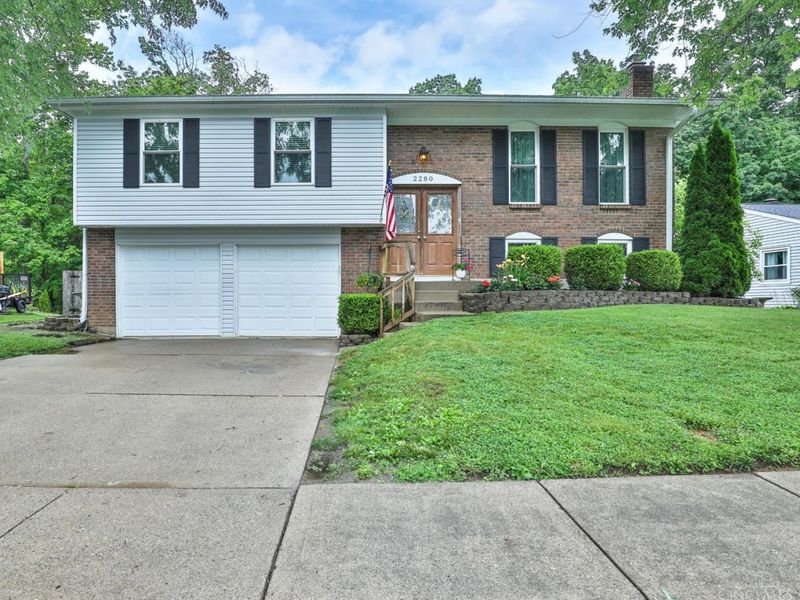 2280 Chesterfield Lane, Batavia Twp, OH 45103 Photo 2