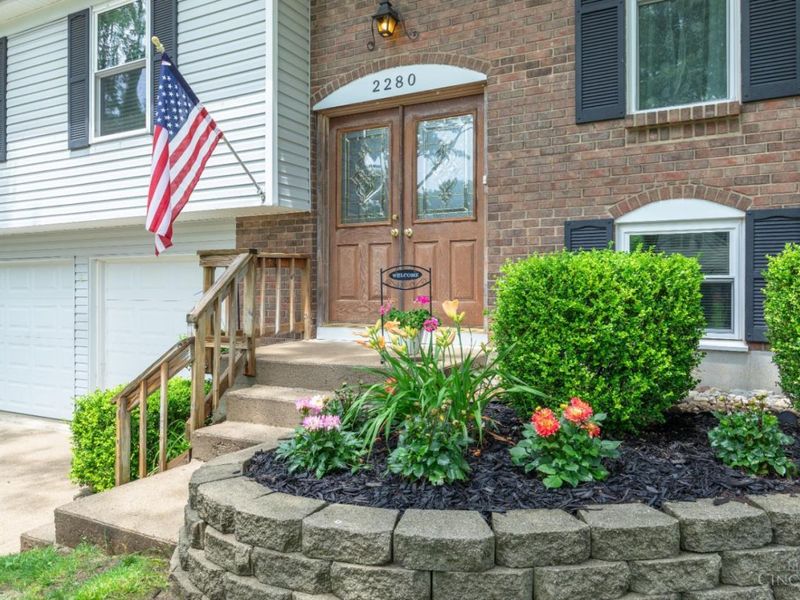 2280 Chesterfield Lane, Batavia Twp, OH 45103 Photo 4