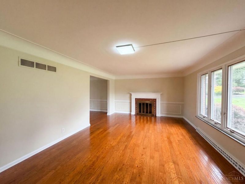 10489 Cinderella Drive, Montgomery, OH 45242 Photo 7