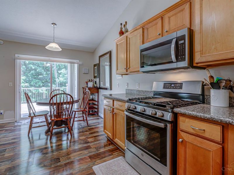 7045 Vail Court, Green Township, OH 45247 Photo 13