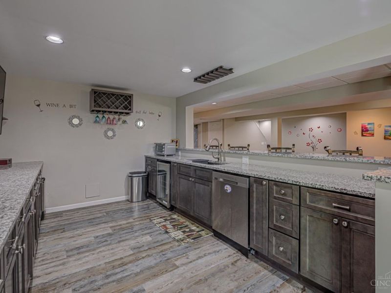 7045 Vail Court, Green Township, OH 45247 Photo 28