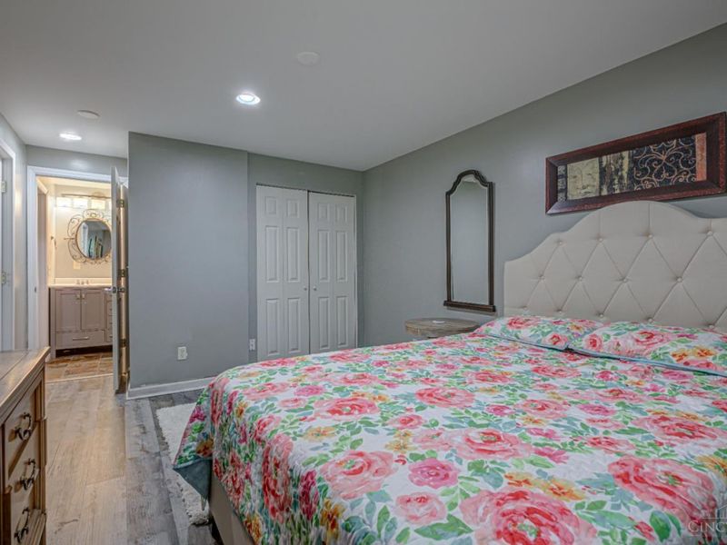 7045 Vail Court, Green Township, OH 45247 Photo 32