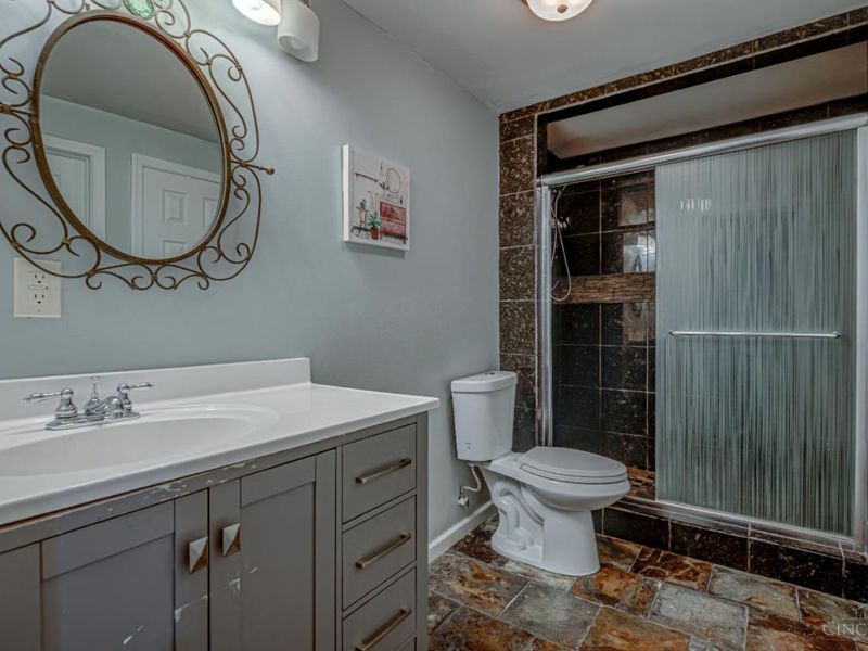 7045 Vail Court, Green Township, OH 45247 Photo 33
