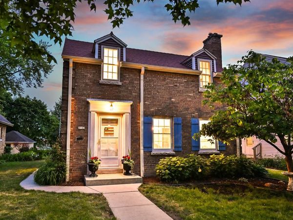 2963 N 70th STREET, Milwaukee, WI 53210