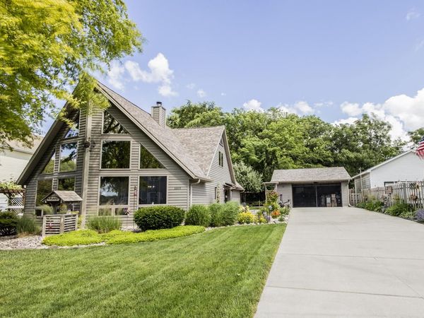 33197 S Lakeshore DRIVE, Burlington, WI 53105