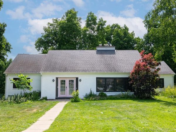 1345 Hickory Hill LANE, Brookfield, WI 53045