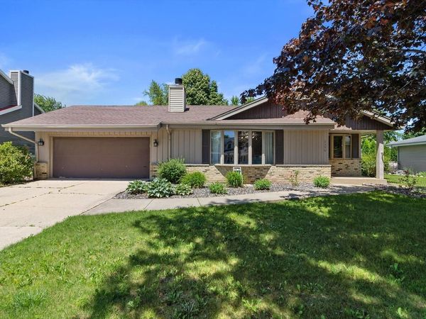 1130 E Elm ROAD, Oak Creek, WI 53154