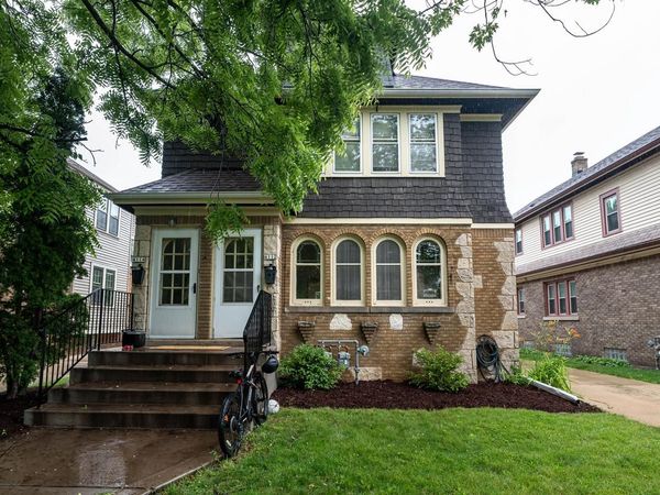 4112 N Woodburn STREET, Unit 4114, Shorewood, WI 53211