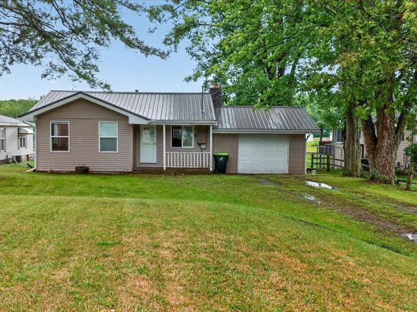 1043 Mckimmy Drive, Beaverton, MI 48612