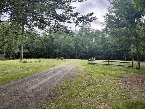 154 Morey Road , Kenduskeag, ME 04450