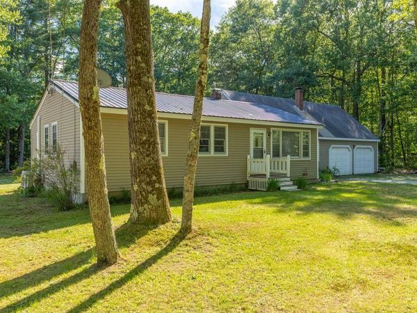 8 Terry Street, Gorham, ME 04038