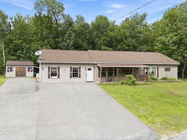 13 Selden Lane , Oakland, ME 04963