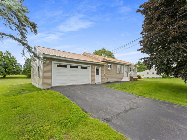 34 Kennebec Drive , Benton, ME 04901