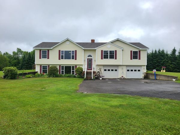 471 Crystal Road, Crystal, ME 04747