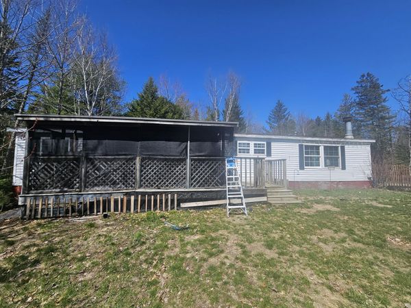313 Hog Bay Road , Franklin, ME 04634