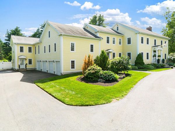 112 Mayflower Hill Drive , Waterville, ME 04901