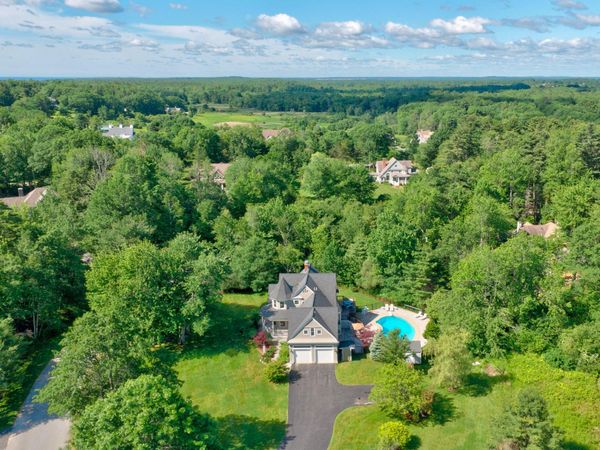 11 Cole Field Road , Cape Elizabeth, ME 04107
