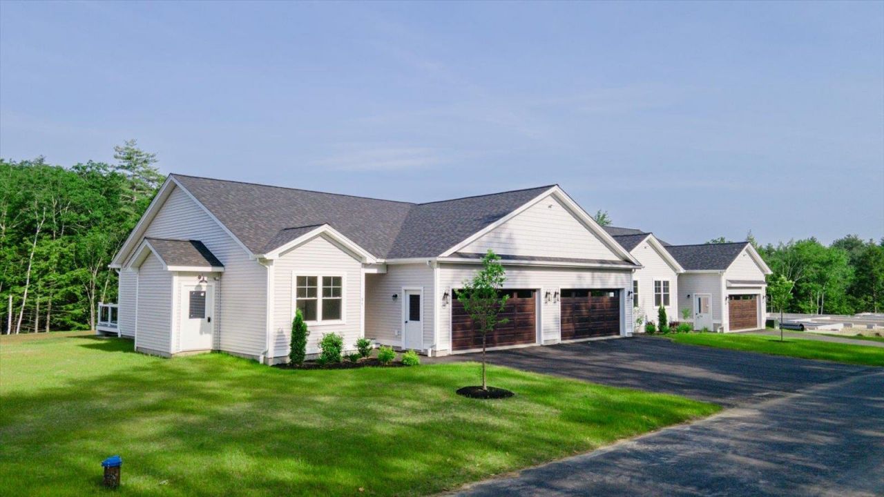 Unit 1 Willow Lane, Rindge, NH 03461 Main Photo