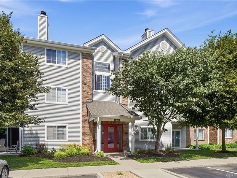 610 Carrington Place, Unit 10-312, Loveland, OH 45140 Photo 2