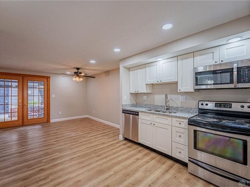 1055 Beryl Trail, Washington Township, OH 45459 Photo 11