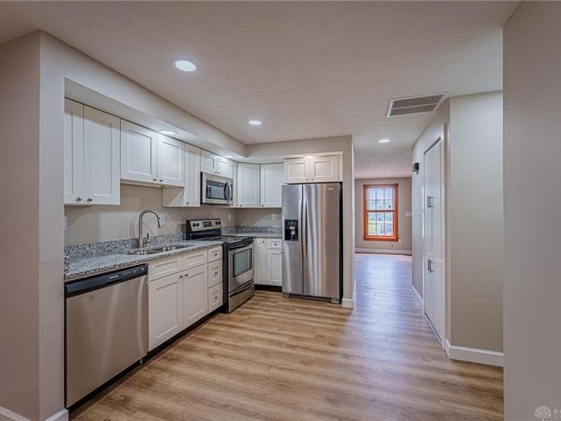 1055 Beryl Trail, Washington Township, OH 45459 Photo 12